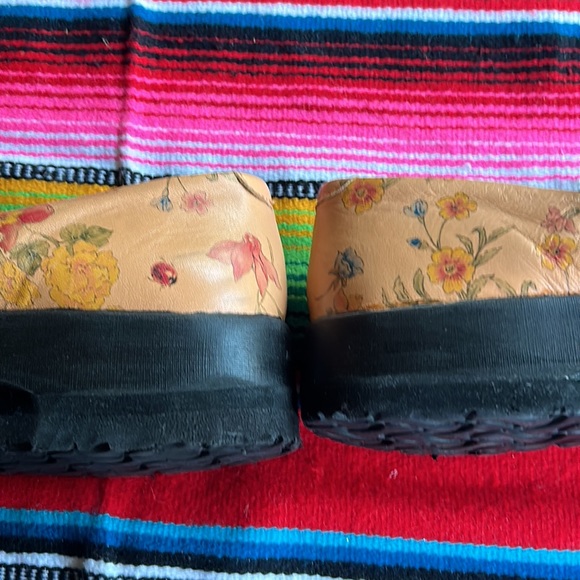 A’rcopedico Scala Mary Jane—Professionally HEIGHT ADJUSTED (1/4 in on right) - Picture 7 of 9